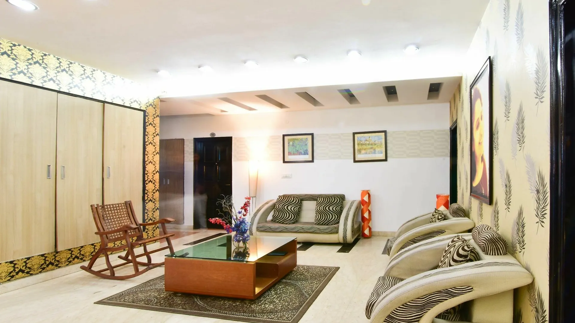 Hotel Prime Γκουργκάον Ινδία