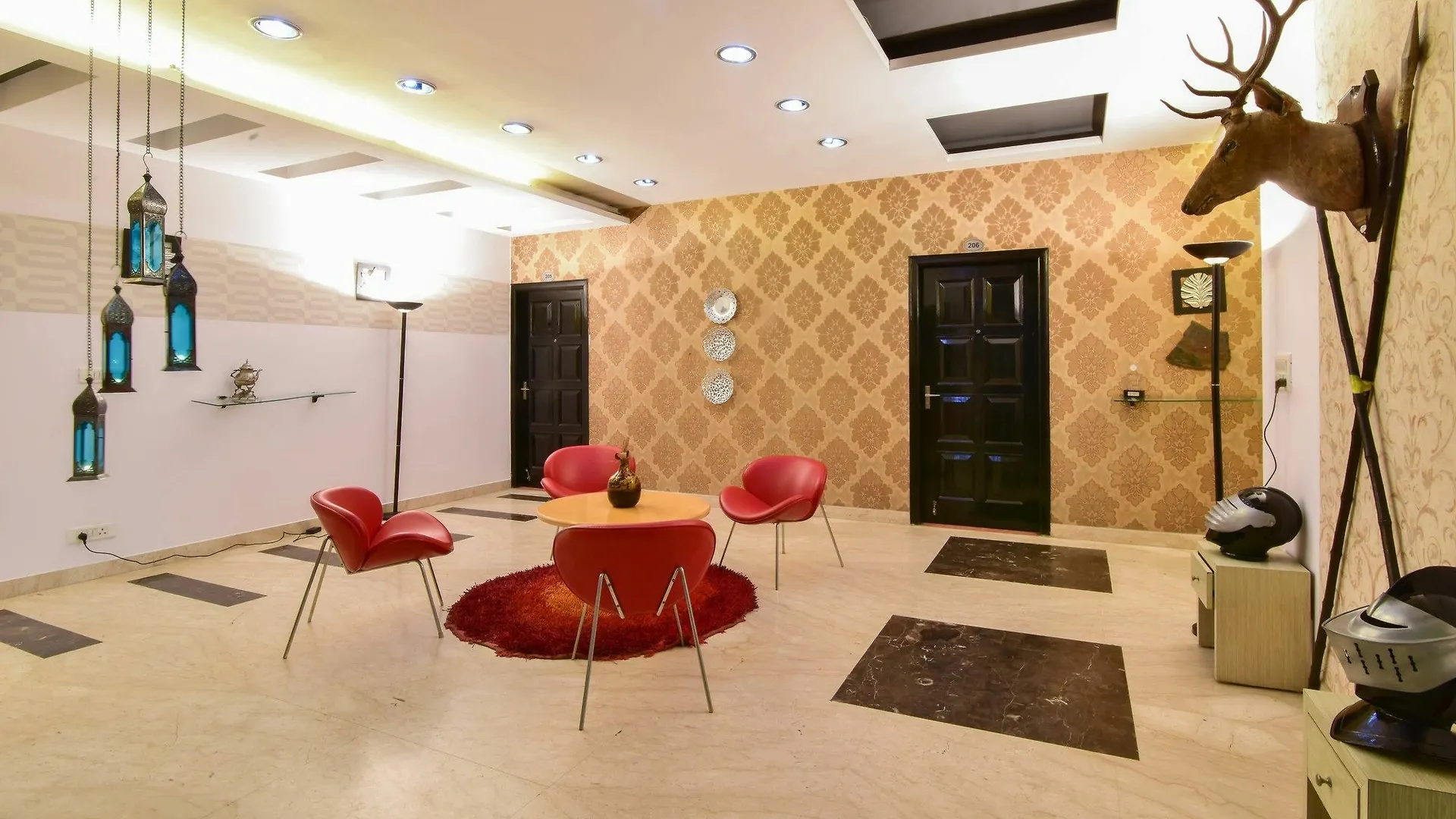 Hotel Prime Γκουργκάον