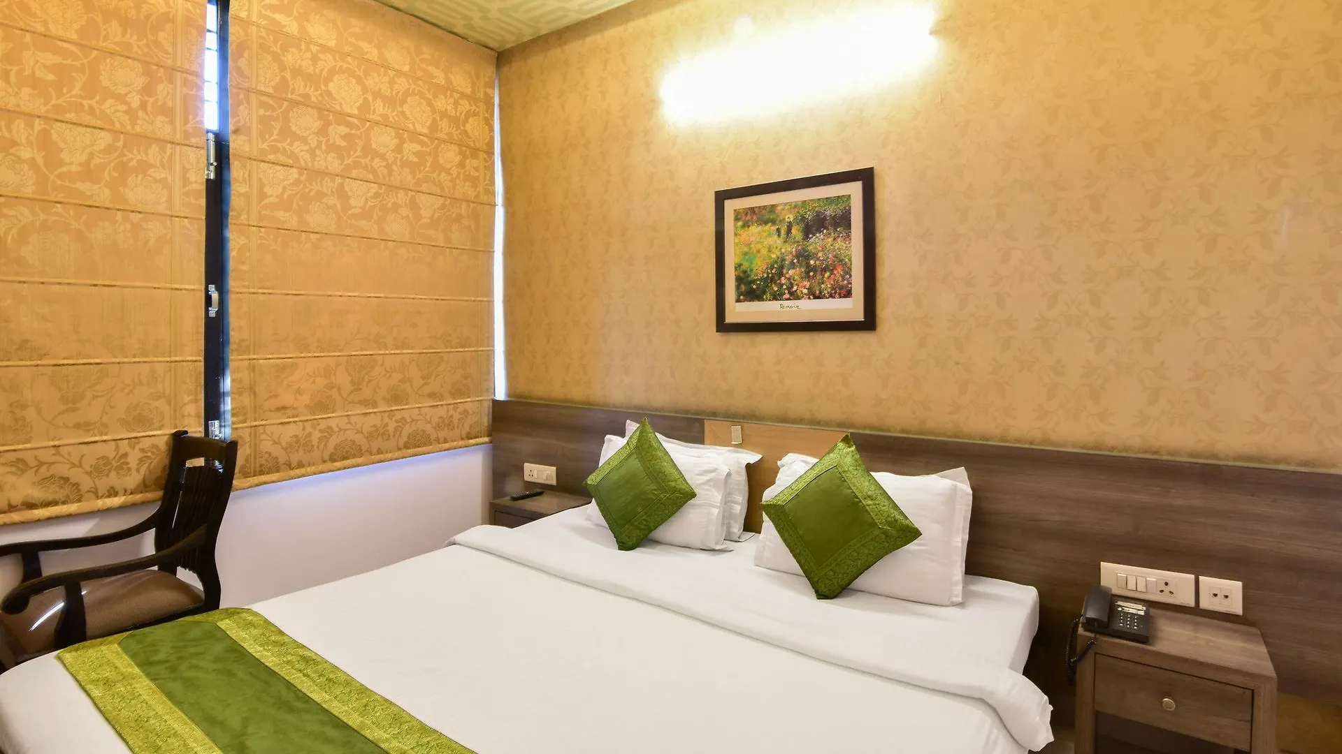 Hotel Prime Γκουργκάον Ινδία